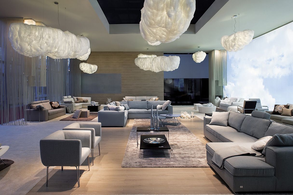 https://www.dezignlover.com/en/lluster-chandelier-lamp/1515-heracleum-the-big-o-led-round-chandelier-lustre.html